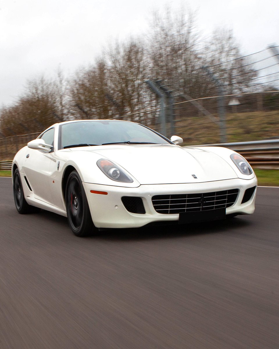 TrackDays tweet media