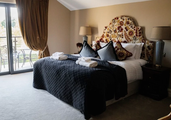 Tankardstown House tweet media