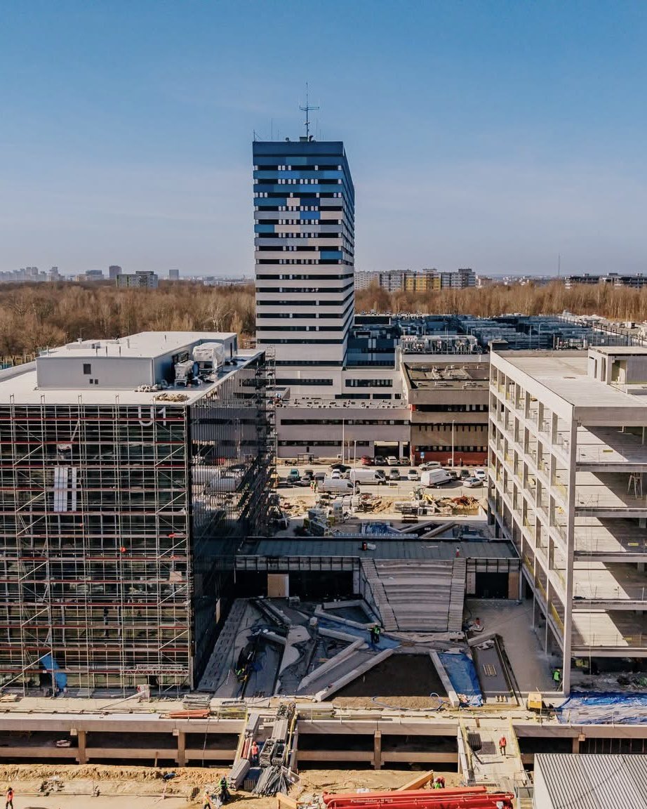 Adam Pustelnik tweet media