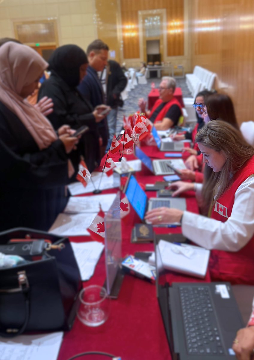 Travel.gc.ca tweet media