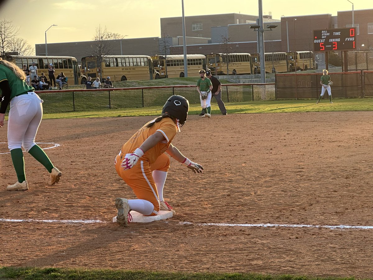 SaraLittle_2028 tweet media