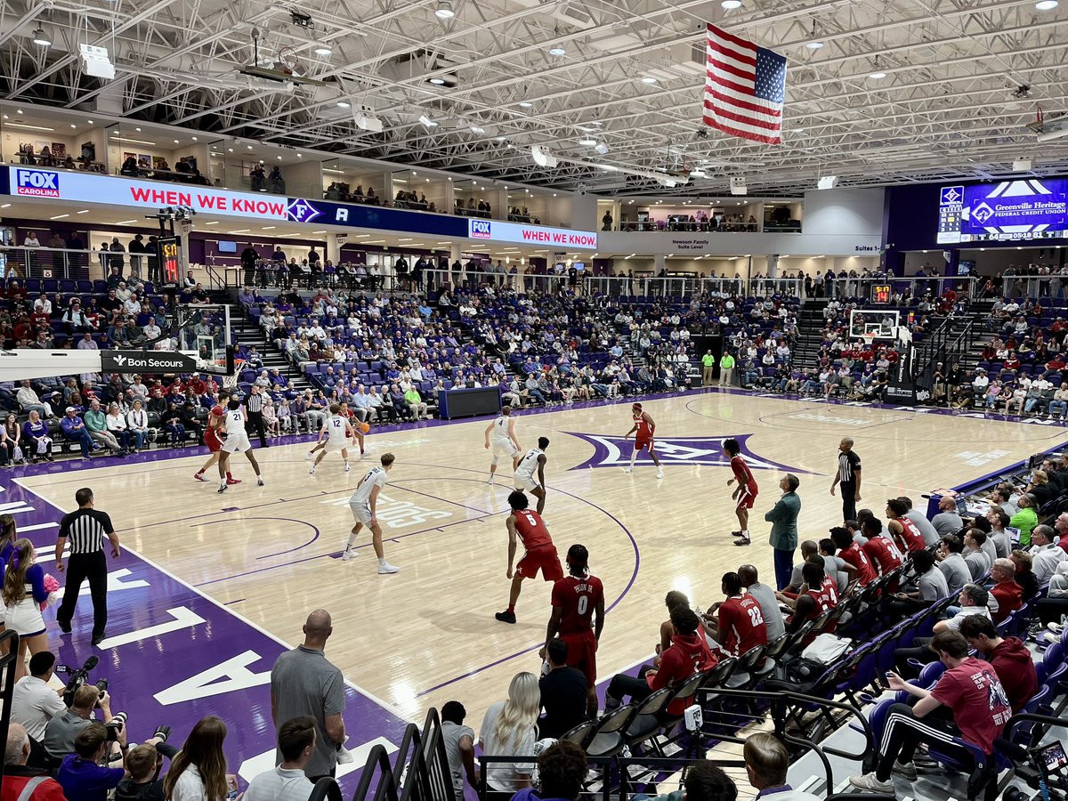 Small College Hoops tweet media