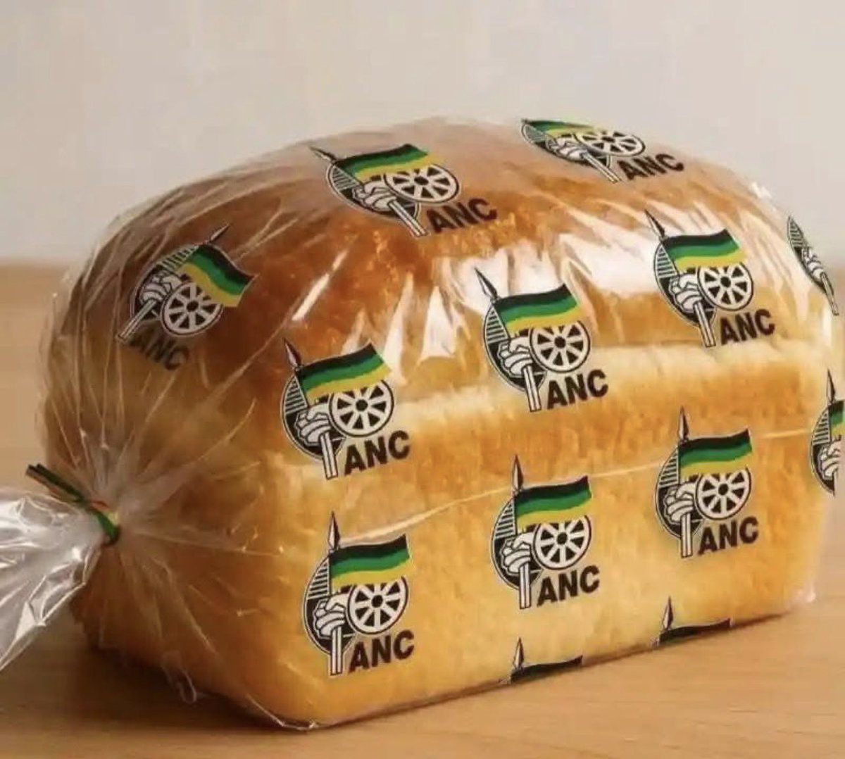 The ANC's 'one loaf, one family' bread handout video was  straight-up humiliating and disrespectful. 🧐
Treating desperate South Africans like beggars in a staged spectacle, filming ANC members for clout while pretending it's help. This is NOT dignity — it's degradation dressed
