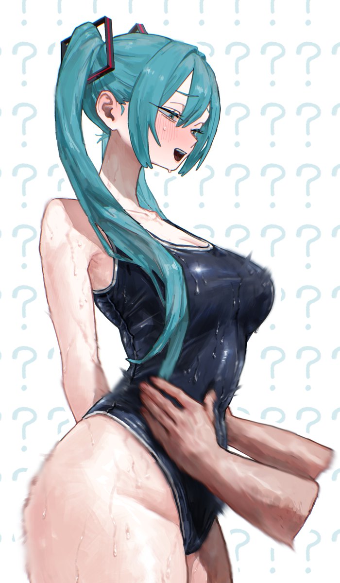 5201matsu's tweet photo. ﾊﾟｧｧｧｧｧｧﾝ
#初音ミク　#スク水 https://t.co/q7lFINblgp