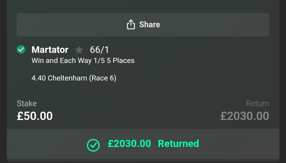 jbray73's tweet photo. @TWEnclosure My mate 💪 and a free £5 bet also 🤦 . Good night ahead...🍾 https://t.co/L4i2r86gY4