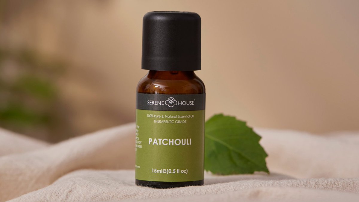 SereneHouseUSA's tweet photo. Connect your body, mind, and spirit by diffusing the tranquil scent of Patchouli.

#serenehouseusa
#serenehouse
#serenehouseoils
#essentialoils
#patchouli
#groundingessentialoils
#essentialoilsforeverything
#essentialoilsrock
#soothingessentialoils
#relaxation
#mindbodyconnection https://t.co/BoxwxXazxo