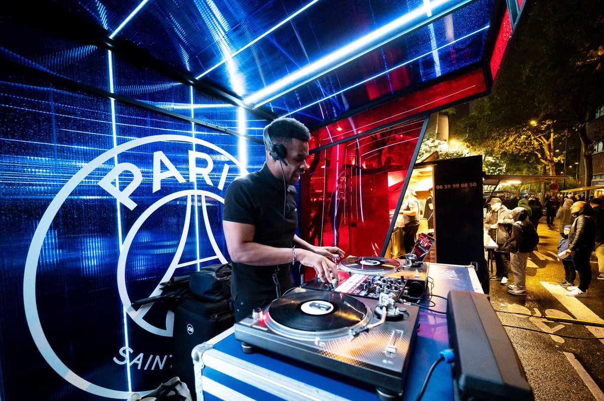 PSG Fan Services tweet media