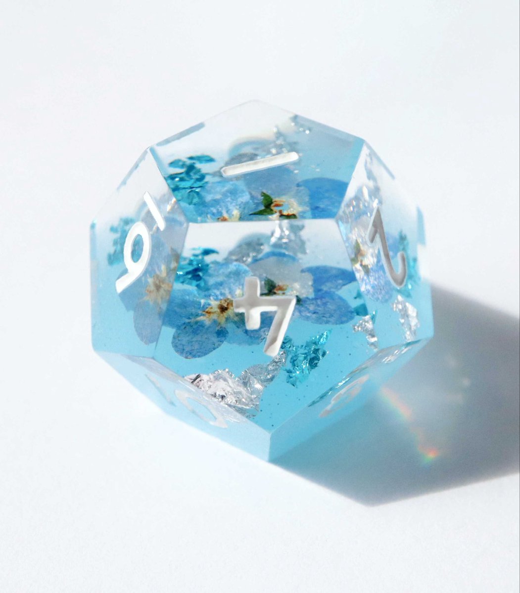 Everything Dice 🎲✨ tweet media