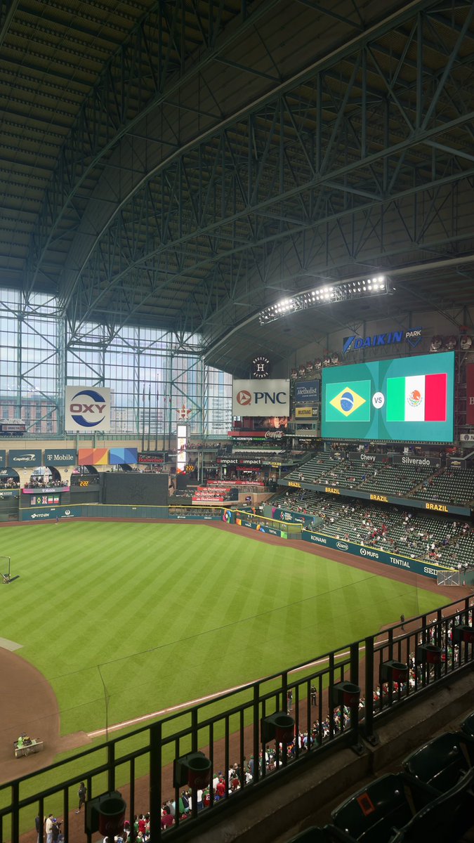 First #WBC game 🇲🇽