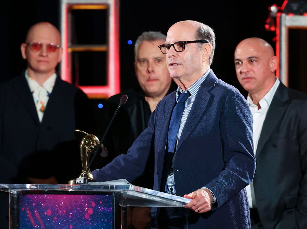 Dexter Daily tweet media