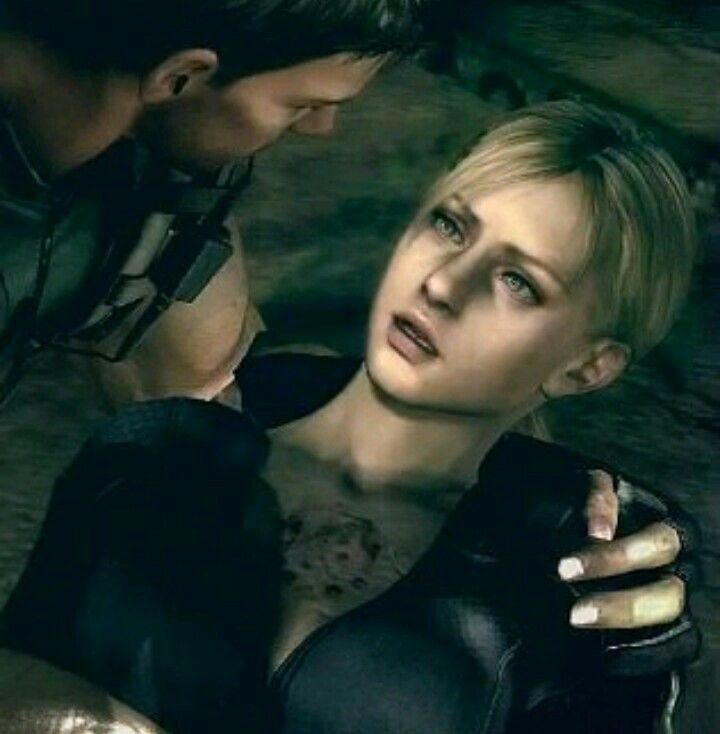 خيانة : في مسودة RE5 المبكرة، كانت جيل (تحت سيطرة الجهاز) تطلق النار على كريس وتصيبه في كتفه بدم بارد. تم تعديل المشهد لتكون جيل مترددة وتصارع السيطرة الذهنية لإظهار "قوة إرادتها".