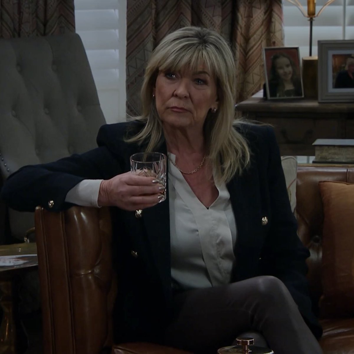 charityslimo's tweet photo. kim tate is without a doubt one of emmerdales best characters and i simply wont hear otherwise 👑

#emmerdale https://t.co/407lfVTk0W