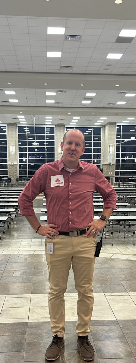 RPHS_Panthers10's tweet photo. @Target @StateFarm 🎈#FacultyDress🎈: Panthers #OnTarget to #InsureStudentSuccess! The #SubHub is Ready! Wear Red! #PanthersGotJokes! @Target @StateFarm https://t.co/ODcTGVOevW