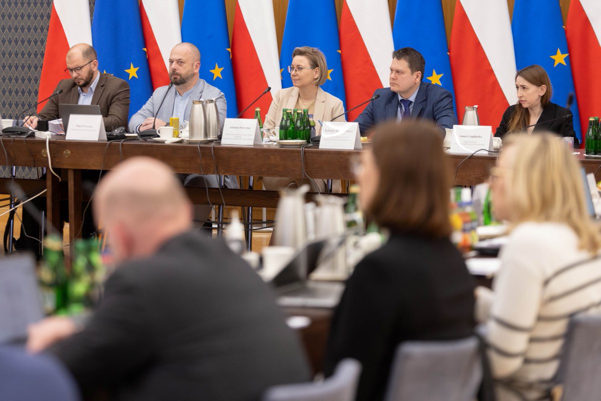 Społeczeństwo Obywatelskie KPRM tweet media