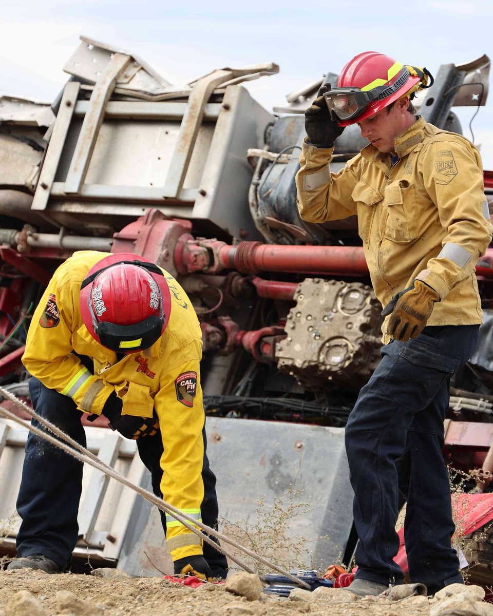 CAL FIRE tweet media