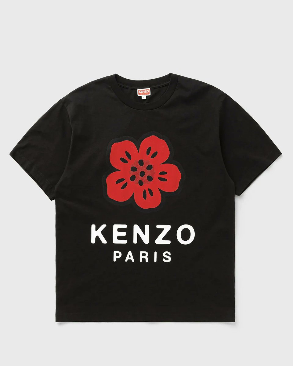 StyleSneakers23's tweet photo. Kenzo Boke Flower Classic T-Shirt en 100% algodón — estampado Boke XXL y corte holgado. Rebajada a 120,00€ (antes 150,00€). Tallas limitadas. Compra: 
https://t.co/UIT1Qm0X31 #Kenzo #Rebajas #Streetwear #Camisetas https://t.co/icG7lq5NFx