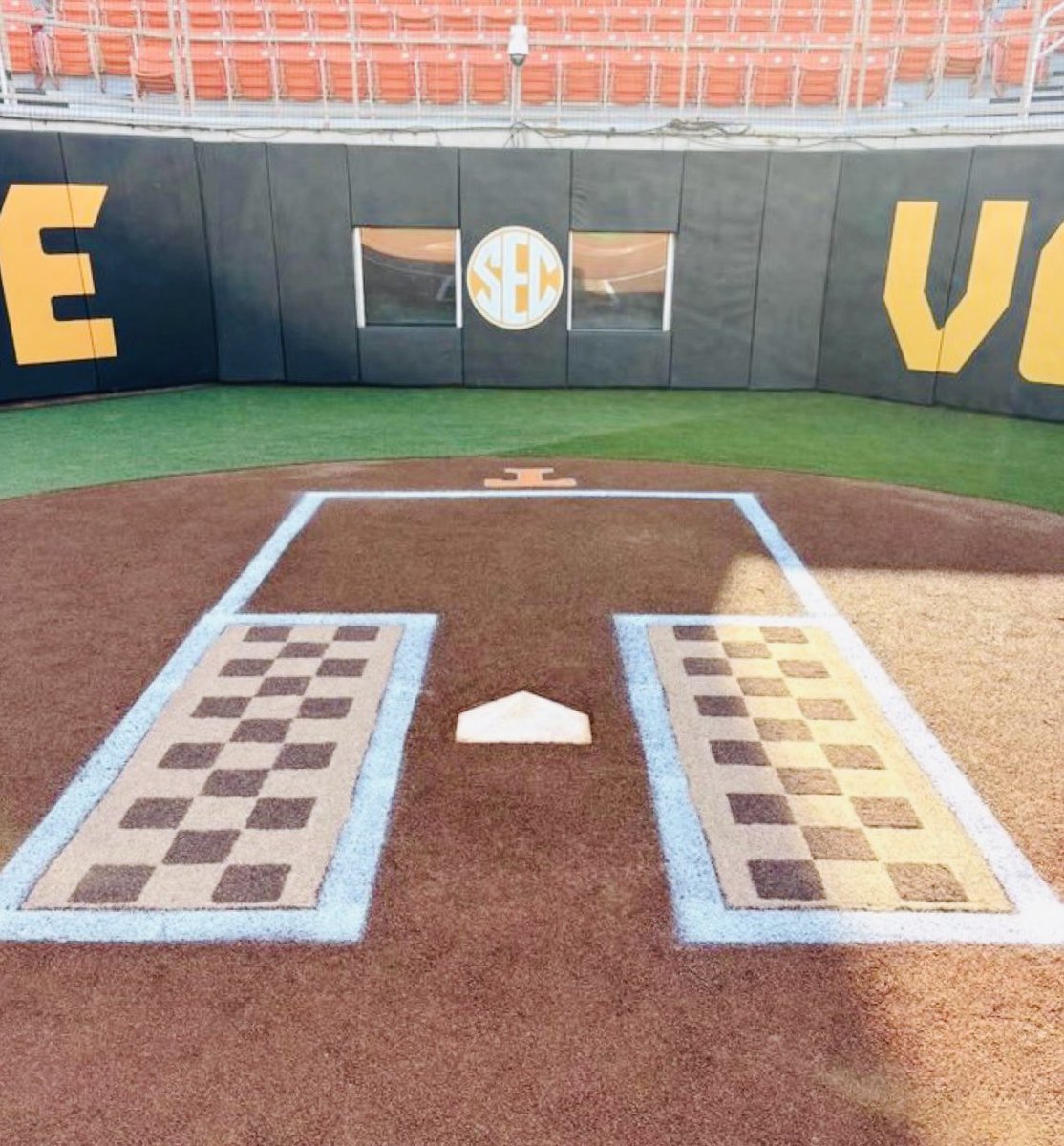 Turface Grounds Crew tweet media