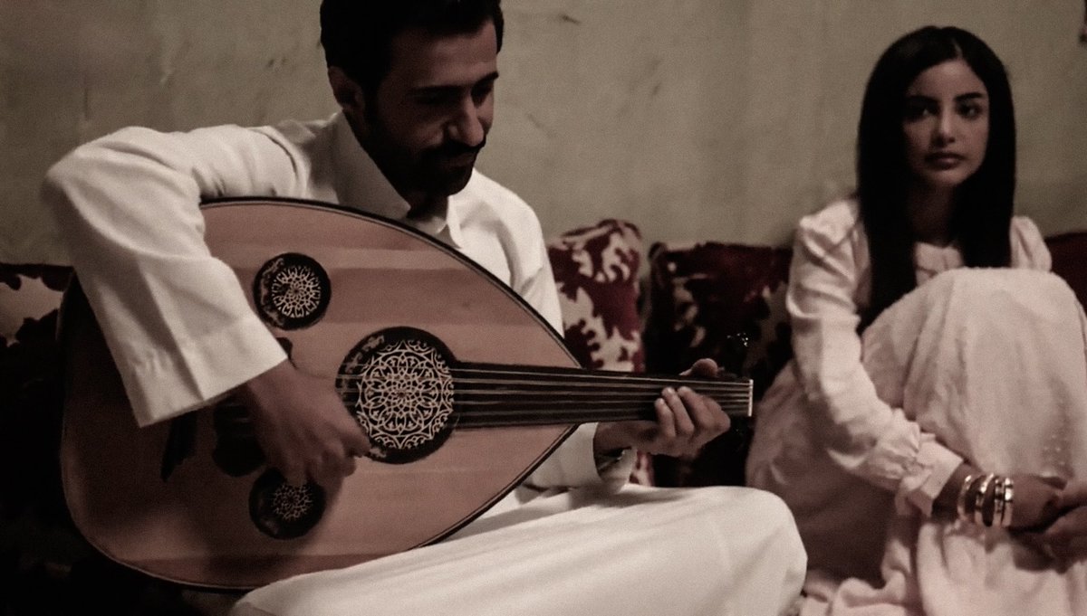 imretrichors's tweet photo. their love language 🎻 https://t.co/z9KZHNaFRz