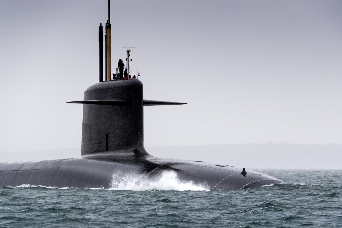 Marine nationale tweet media