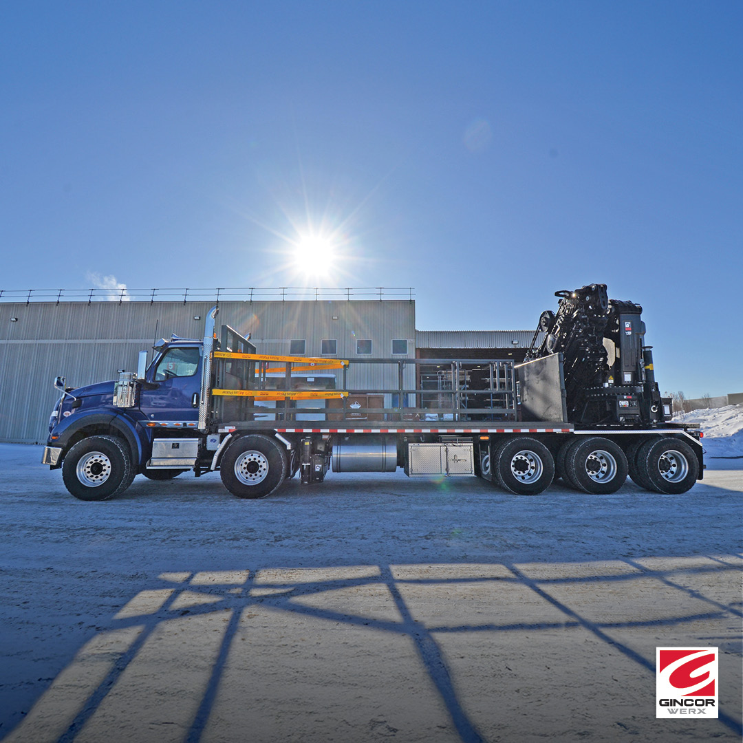 GincorWerx's tweet image. This GINCOR Werx Rear Crane Deck is built for a tri-axle, twin steer chassis—delivering enhanced stability, optimized weight distribution, and dependable performance on demanding job sites.

Discover more at: gincor.com/products/decks/

#GINCORWerx #RearCraneDeck #TriAxle