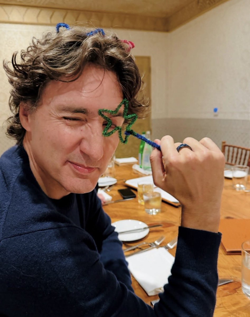 Pop Base tweet media