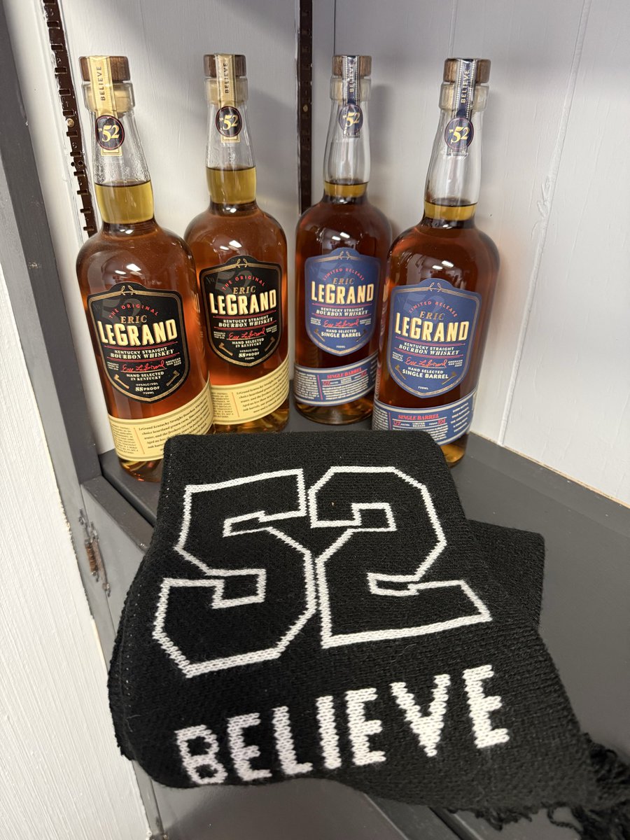 RonGaruttiJr's tweet photo. @EricLeGrand52 @LeGrandWhiskey Even in the office I’m representing! https://t.co/lwYqWwLyhM