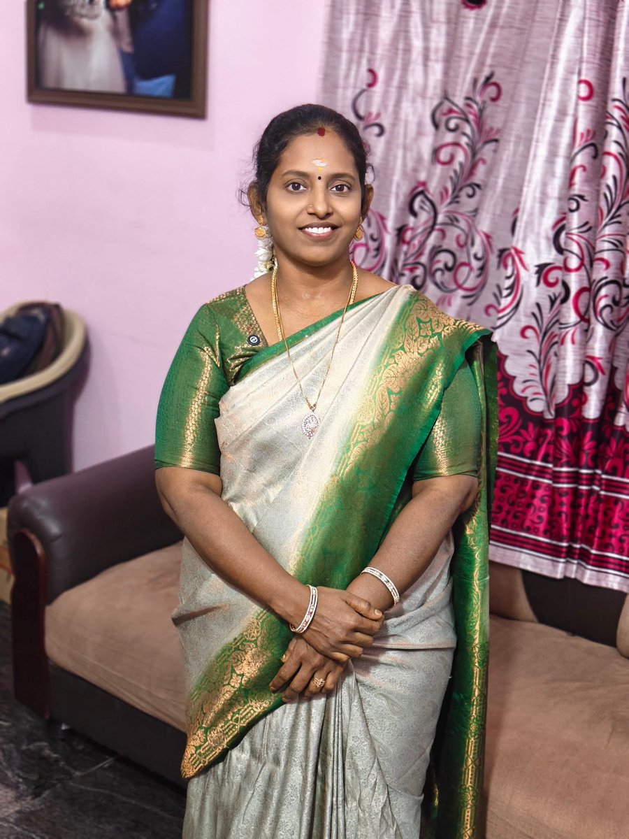 Namekidd0's tweet photo. Edhu thirutu ol poda easy ah irukum 
Saree or nighty 🥵
Use VPN to see our all posts 
https://t.co/Hpmr6eFqBM