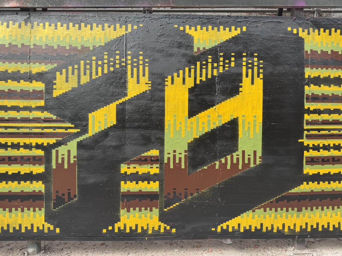 78 / seventy-eight, multicolor, 160x200 px, billboard
#commodore64 #8bit #mcity #streetart #demoscene
@m_city_mariusz_waras <a href="/mcitystyle/">MCity Style</a> <a href="/100cznia/">krzysiek kris</a> <a href="/grid/">GRID Alternatives</a>.arthub