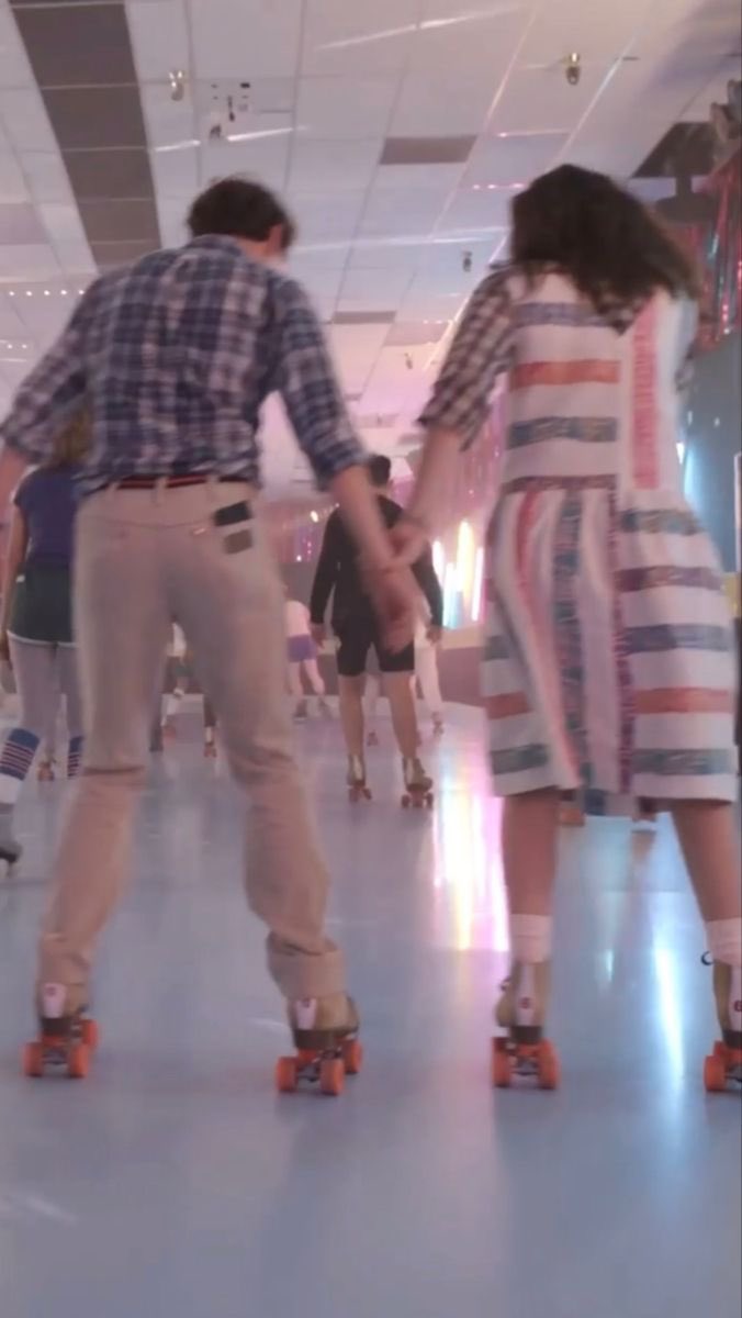 Nillie Thinker 💭 tweet media