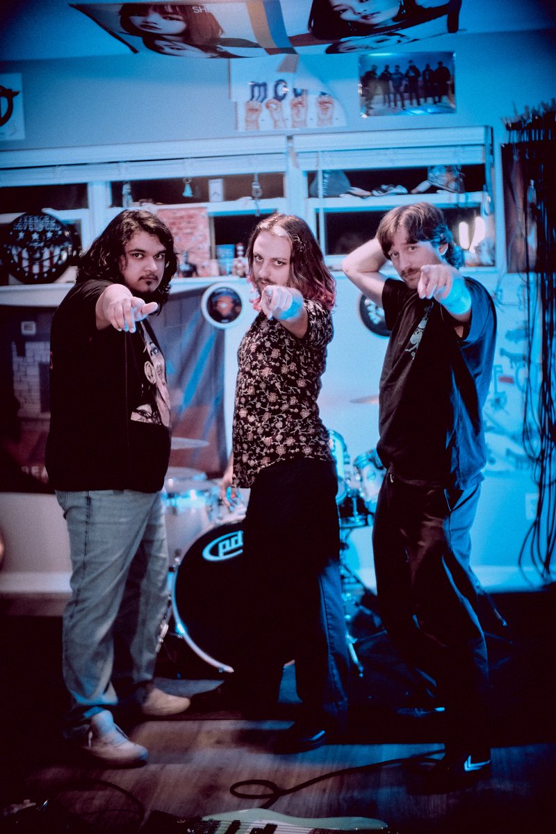 modeperiod's tweet photo. our super deluxe album “Good Luck, Have fun &amp; Don’t Be Too long” comes out Friday 3/13/2026.  4 NEW tracks + EVERYTHING we’ve ever released all-in-one beautiful CD.  much excite for you to hear.  thank you for your love and support for this band <3
📸 : @gabelugophotos https://t.co/i6gy17THo9