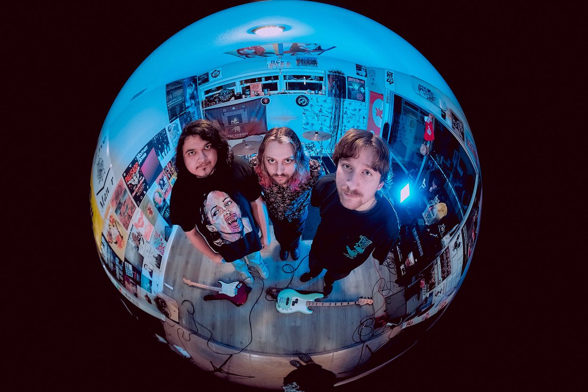 modeperiod's tweet photo. our super deluxe album “Good Luck, Have fun &amp; Don’t Be Too long” comes out Friday 3/13/2026.  4 NEW tracks + EVERYTHING we’ve ever released all-in-one beautiful CD.  much excite for you to hear.  thank you for your love and support for this band <3
📸 : @gabelugophotos https://t.co/i6gy17THo9