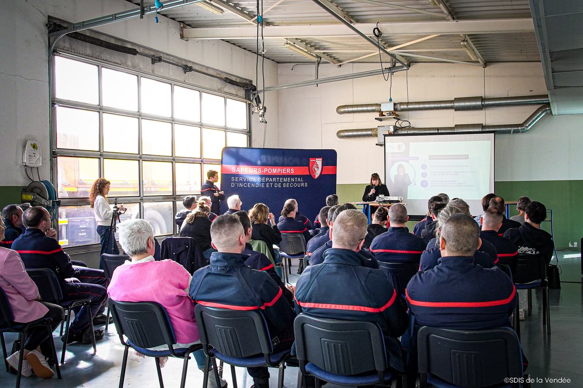 Sapeurs-pompiers de la Vendée tweet media