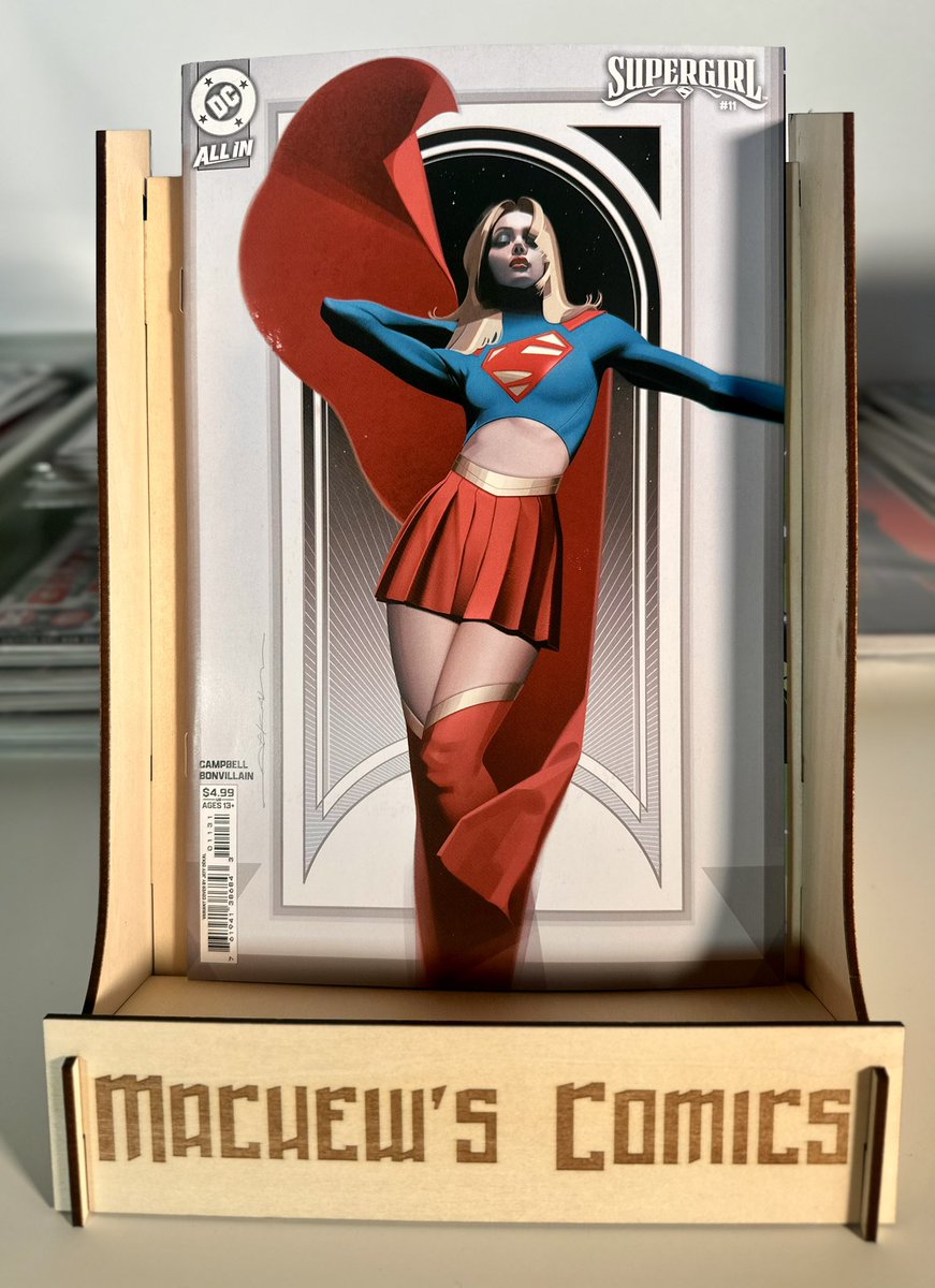 MachewsComics's tweet photo. Next in the booth… 📸🦸♀️
I’m gonna let her take her time getting ready. Absolutely love this Supergirl #11C (Jeff Dékal Variant) cover. 🔥
#NewComicBookDay #NCBD #PullBox #Supergirl #DCComics #JeffDekal #KaraZorEl #DCAllIn #ComicBooks https://t.co/EcI5PPqUAp