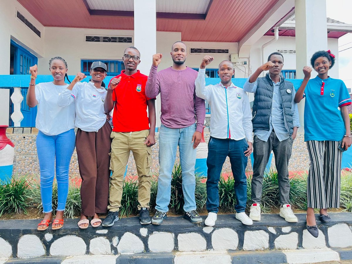 1/2 Iyi nama yari igamije kuganira ku bikorwa bigamije guteza imbere urubyiruko, kunoza imikorere n’imikoranire mu nzego z’urubyiruko, ndetse no kurebera hamwe ingamba zafasha urubyiruko kurushaho kugira uruhare mu iterambere ry’urubyiruko mumurenge wa Nyagatare.<a href="/rpfinkotanyi/">FPR-Inkotanyi</a>