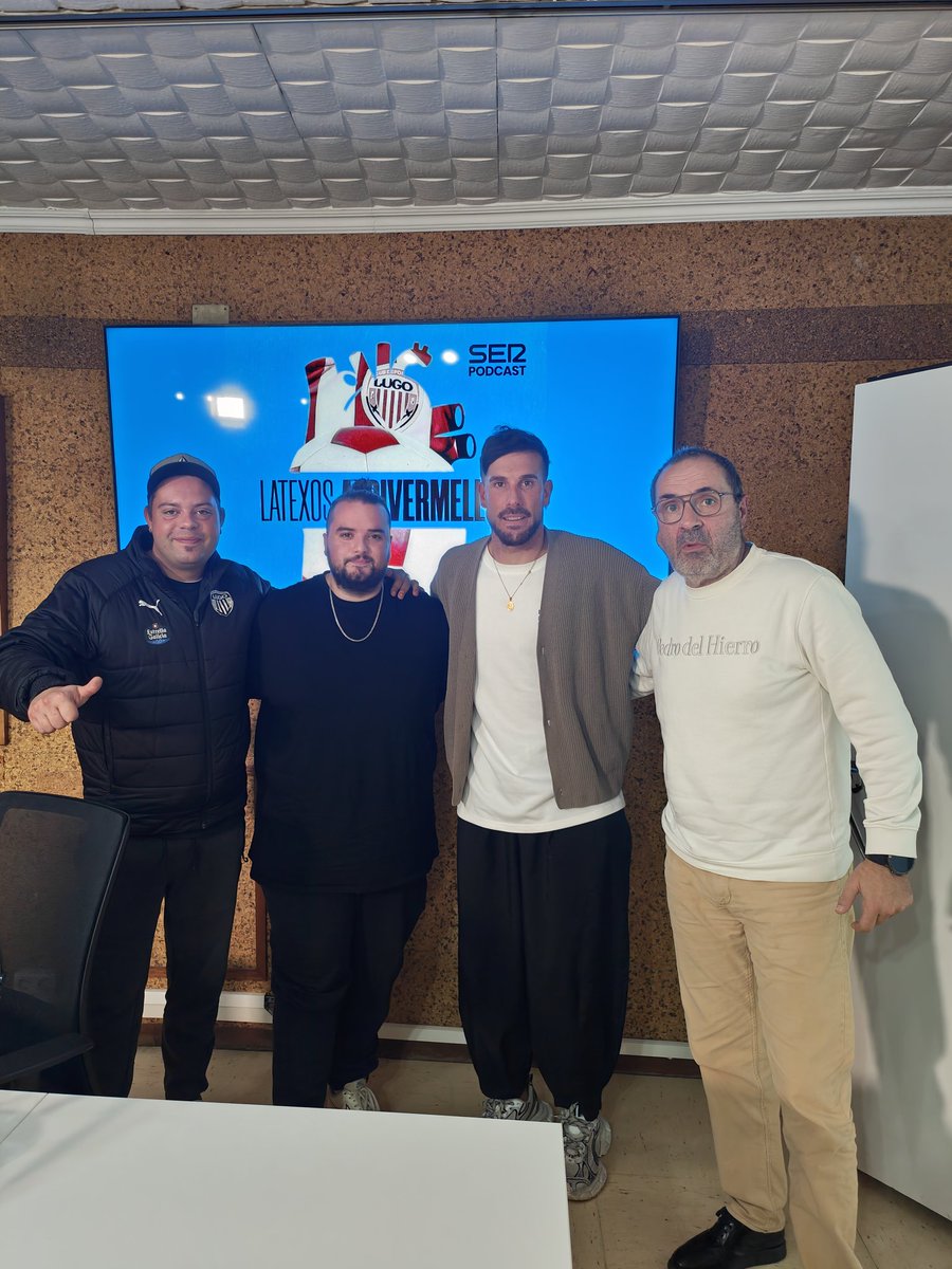 XPenoucos's tweet photo. Toca latexar as 20.30 en @radiolugoser co muro do @CDeportivoLugo Marc Martínez un home con un rico pasado e gran futuro, contaránolo a un servidor e a @AlexGato2 e @Luguismo https://t.co/HtHESfp40C