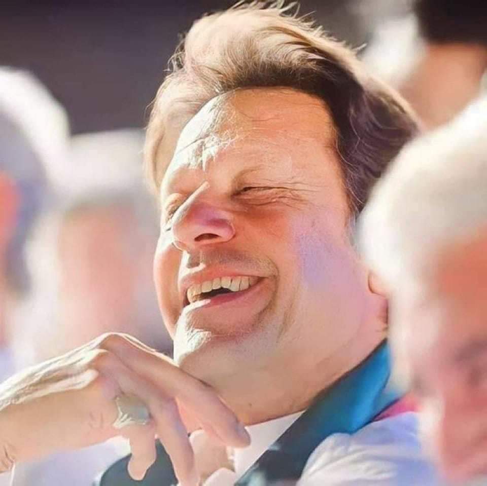 دِل مُضْطَــــــــــــــــــــر tweet media