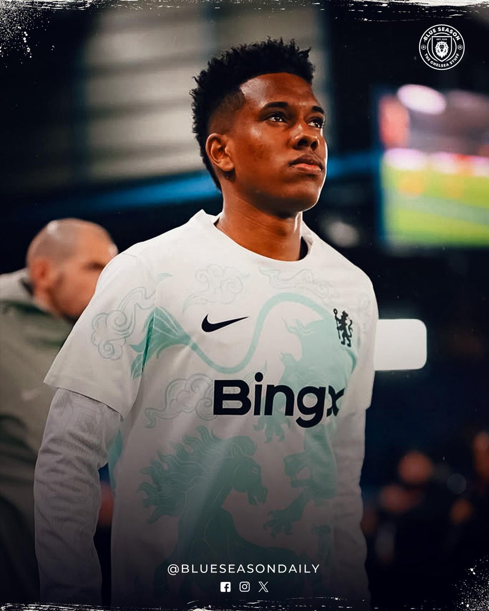 Blue Season Daily tweet media