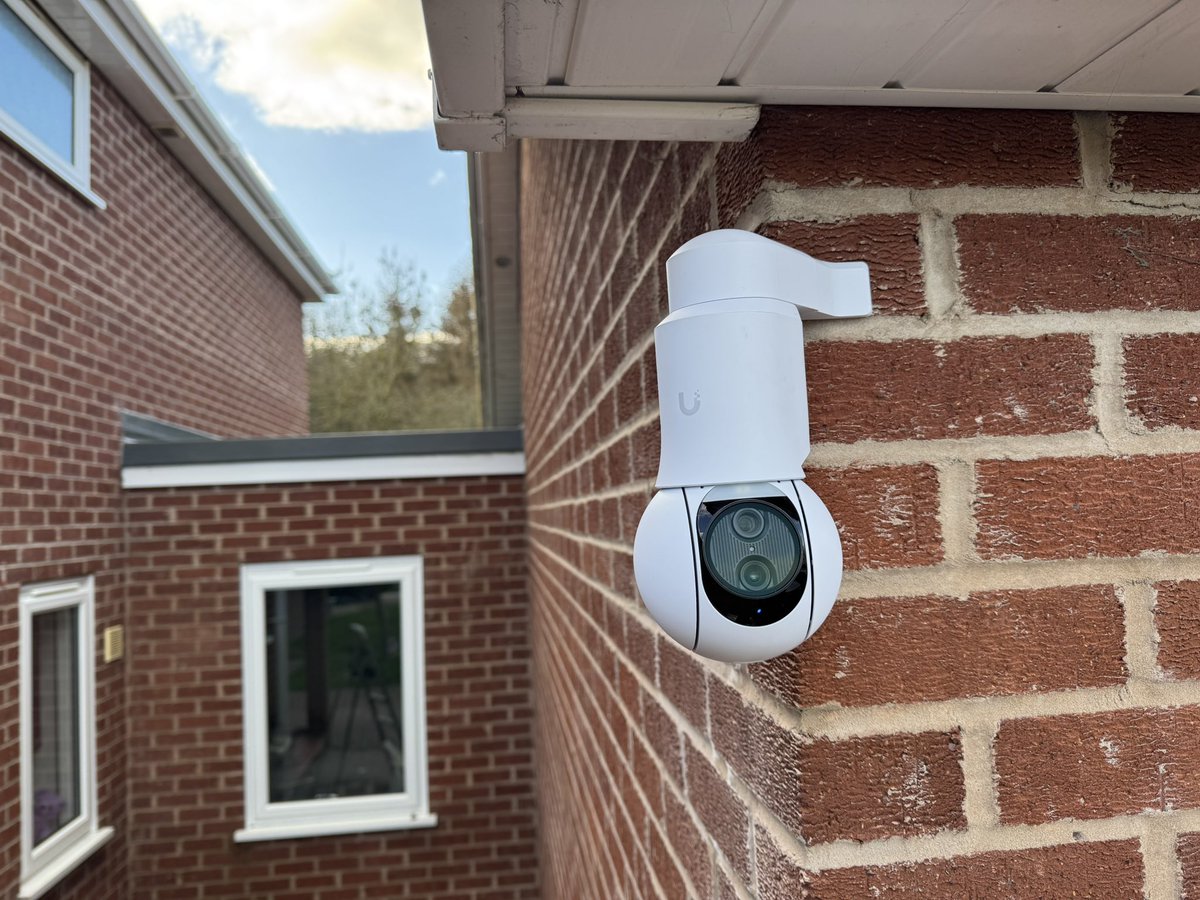 InsideWire tweet media