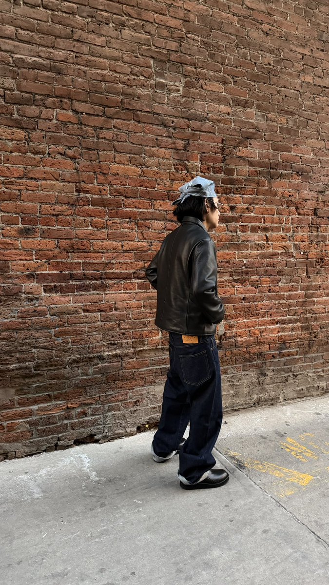 hectorcieto's tweet photo. Cieto 
Indigo Bandana
Cowhide Jacket
Indigo Denim
Double zip boots
https://t.co/F8PfBxLLOX https://t.co/ik5sPytN7w