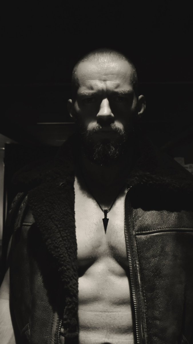 Austin Theory tweet media