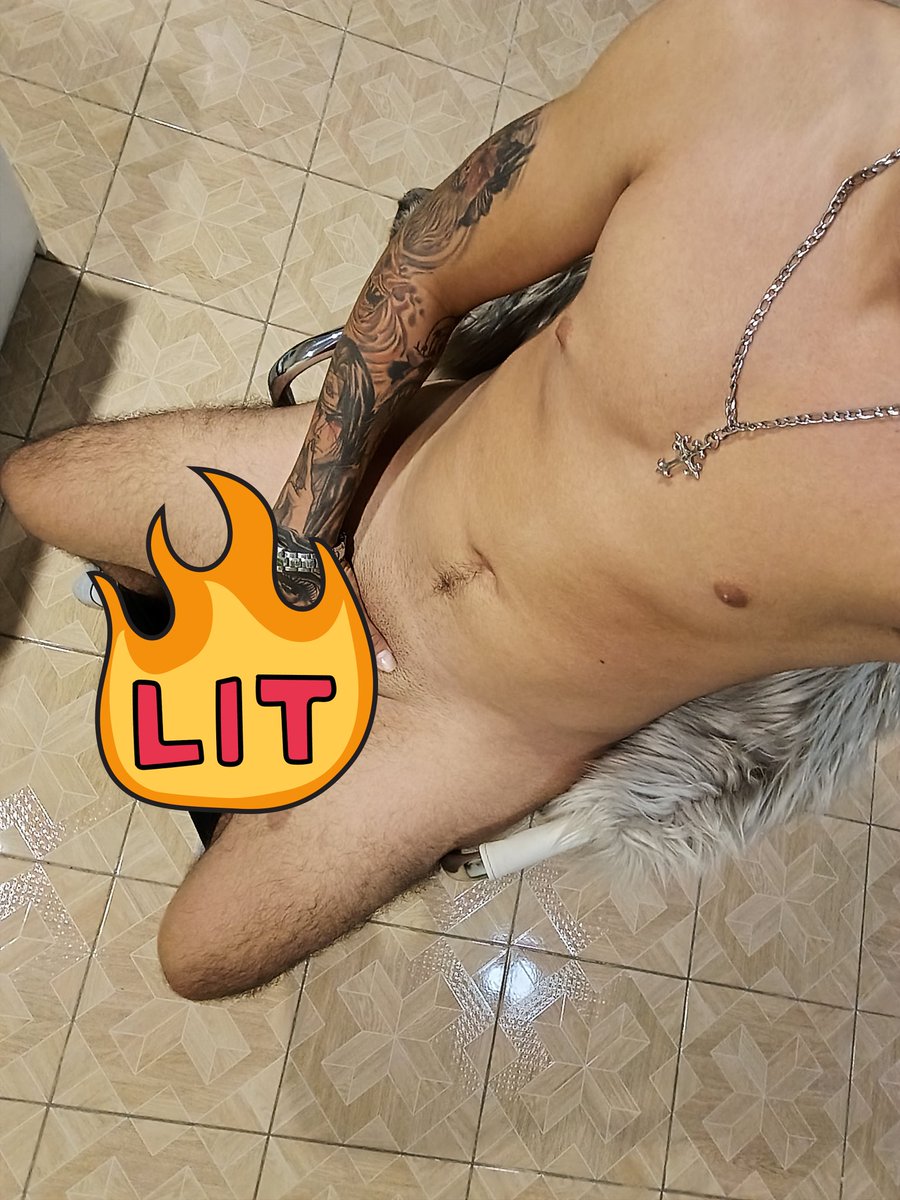 chrizz104668's tweet photo. Hoy ando con ganas de provocar un poco… 😏🔥
Si esta foto te gustó, imagina lo que no estoy mostrando todavía. 👀

#exclusivecontent
#linkinbio
#moreontheway
#vipcontent
#hot https://t.co/GIlhi8y5nw