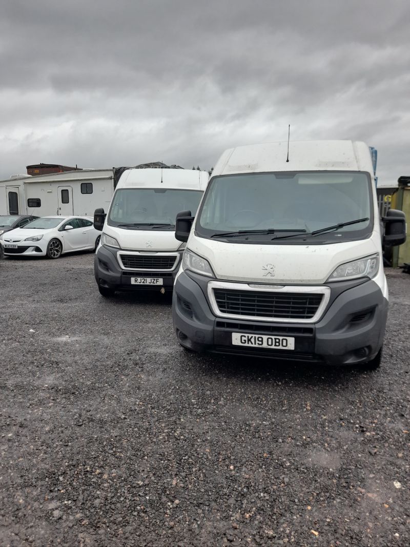 Jeremy Hawke Couriers tweet media