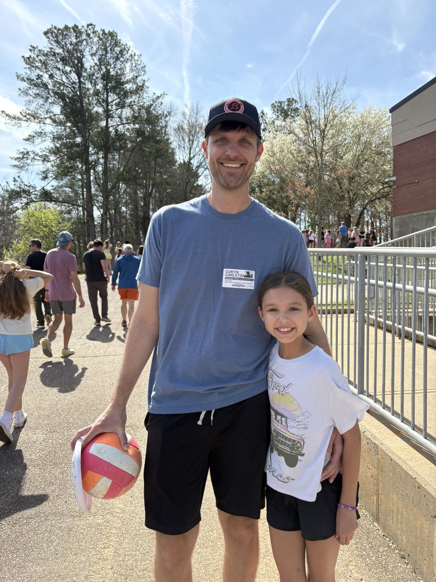 Caroline Pierce tweet media