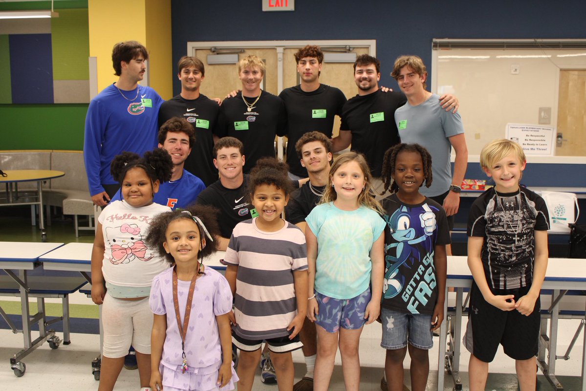 Cade Fox Kurland tweet media