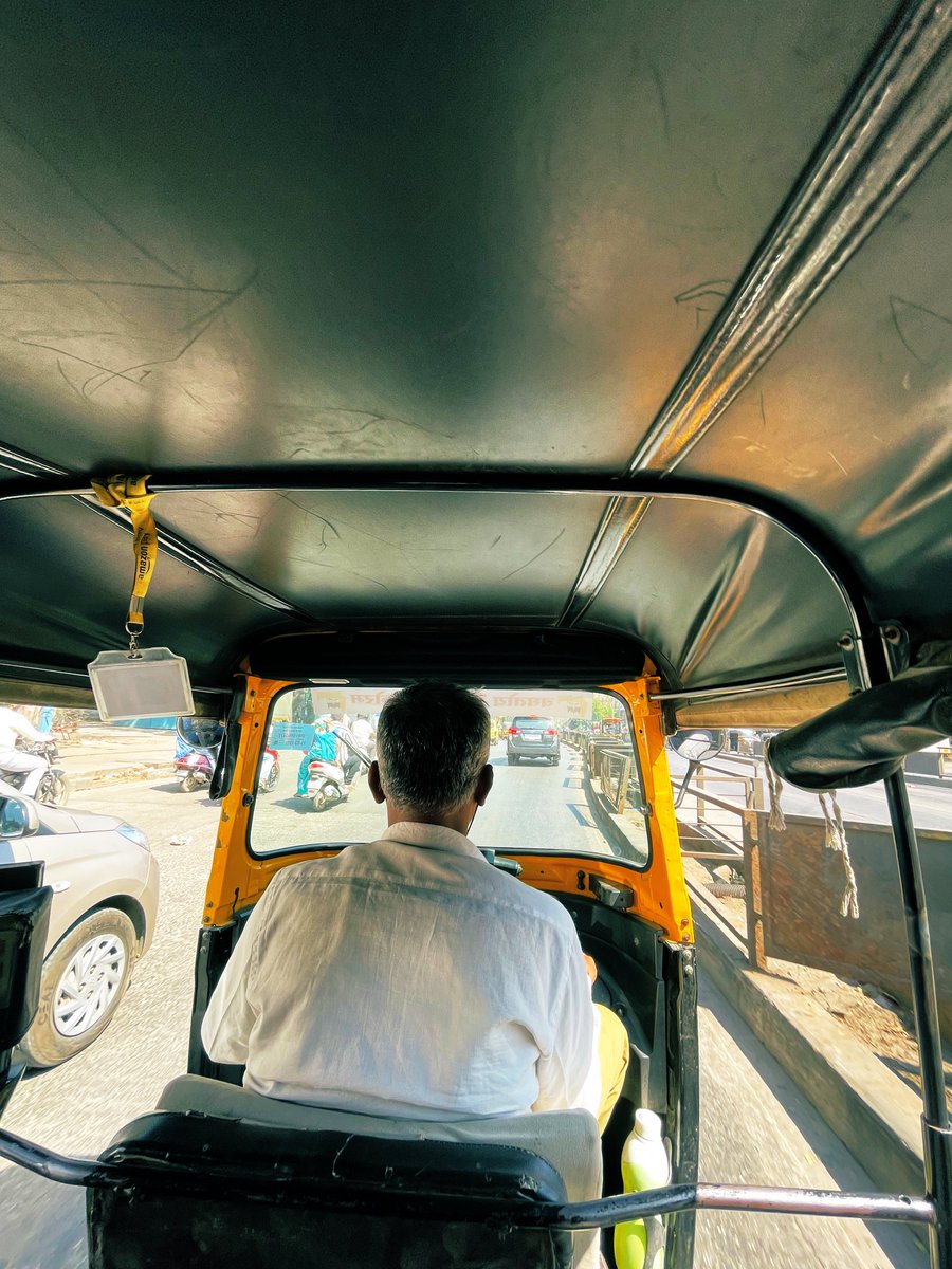 VIRENDRA1144's tweet photo. Rickshaw, Books, and KFC — just a simple day🥀🫶
#DayInLife #Books #KFC https://t.co/39YNMUwFhy