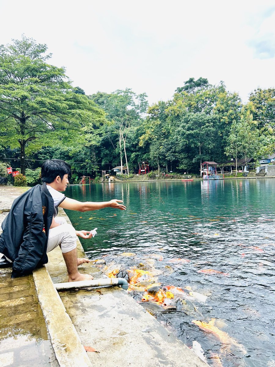fikysanjayaa_'s tweet photo. Nanti bareng kamu ya….

#majalengka https://t.co/IuEgGPvINX