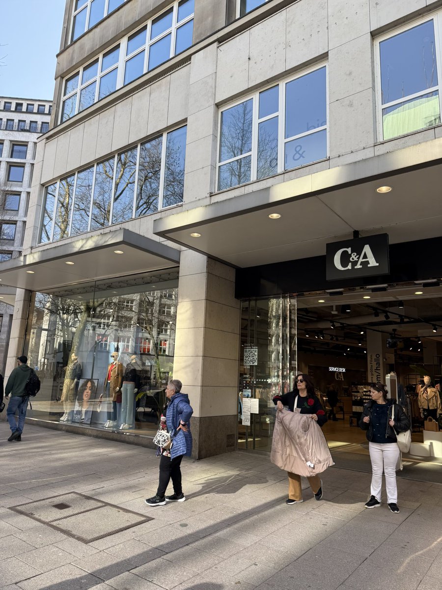 Jo Caulfield tweet media