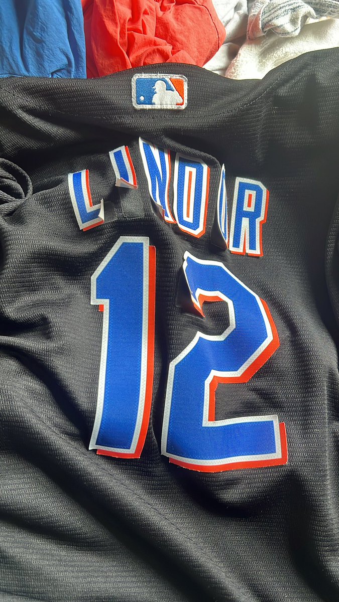 papasciatica's tweet photo. Lindor jerseys for the fam. After one wash. @End_Fanatics https://t.co/NWZw3wlcWF