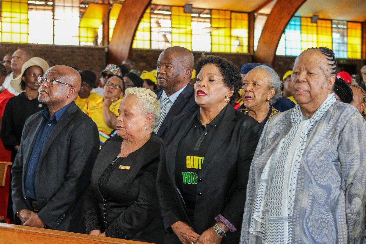 MYANC's tweet photo. Today the First Deputy Secretary-General of the ANC, Cde Nomvula Mokonyane, joined comrades, friends and members of the community at the memorial service of Mosiuoa “Terror” Lekota, paying tribute to his lifelong contribution to the struggle for freedom and his dedication to serving the people of South Africa.