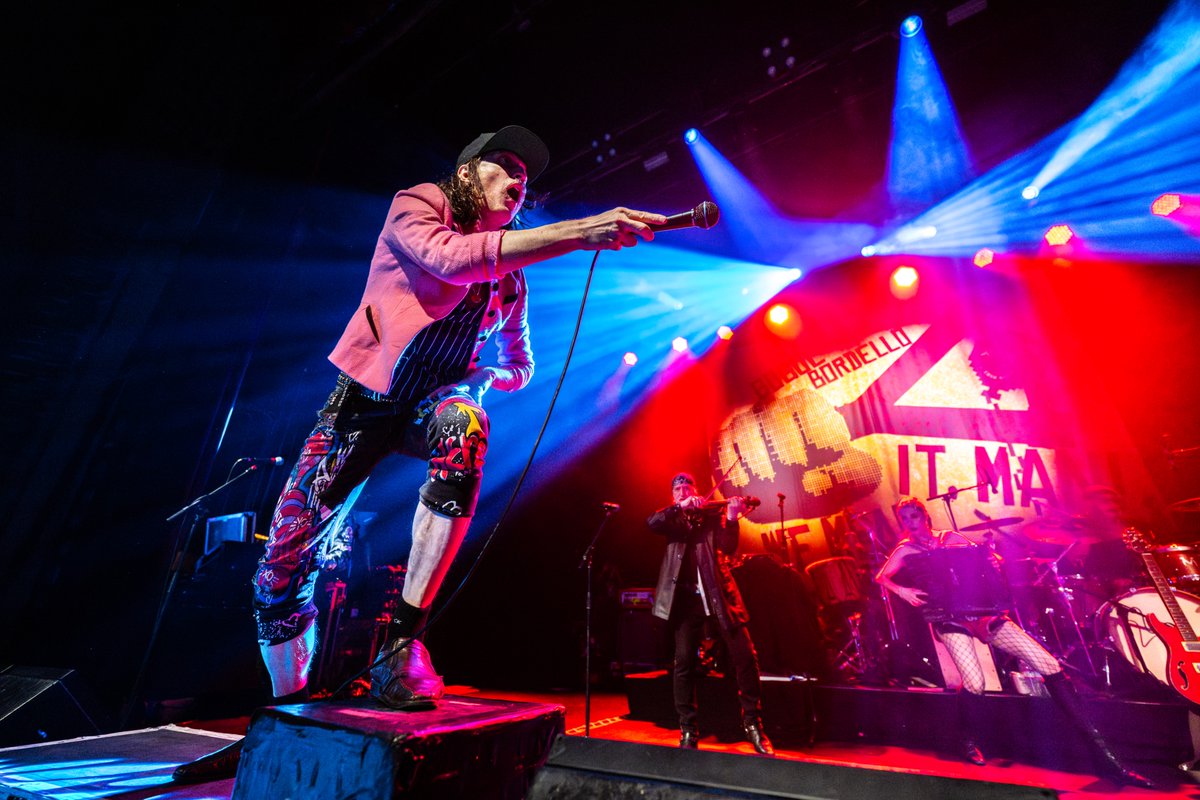 setlist.fm tweet media